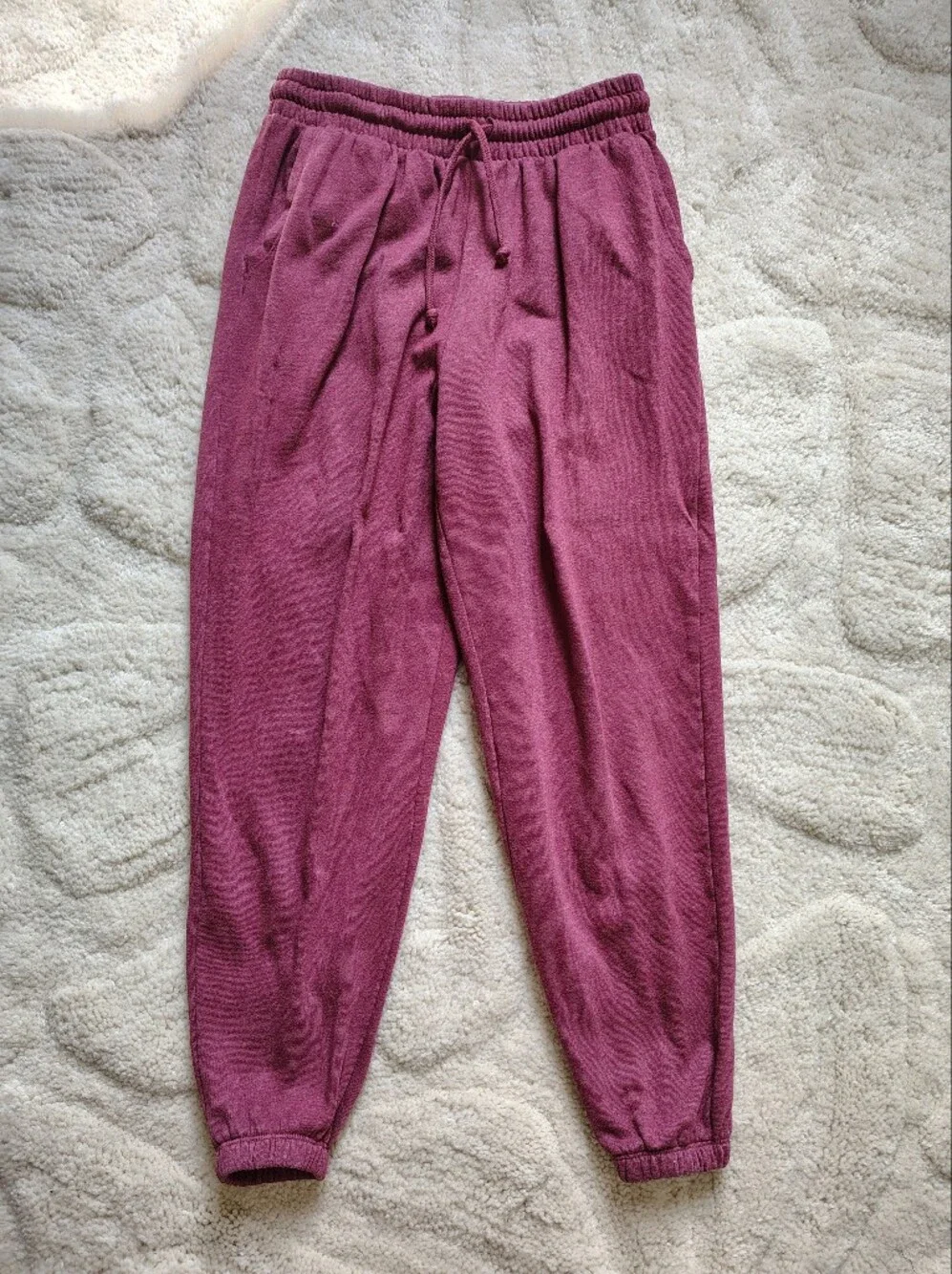 SO Women's Medium Maroon "The Favorite Jogger" Pants - Picture 1 of 9